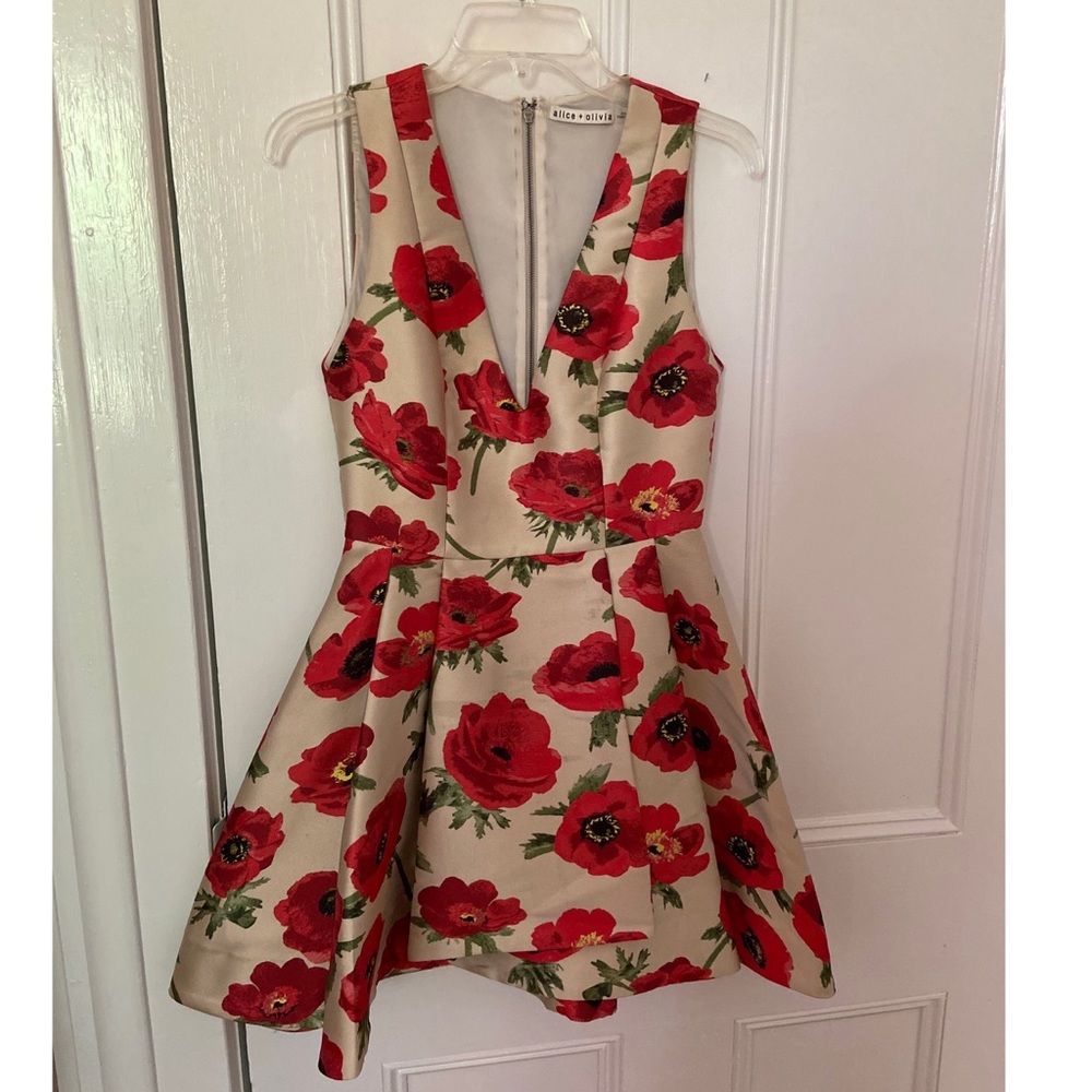 Alice + Olivia Red/ Gold cocktail dress